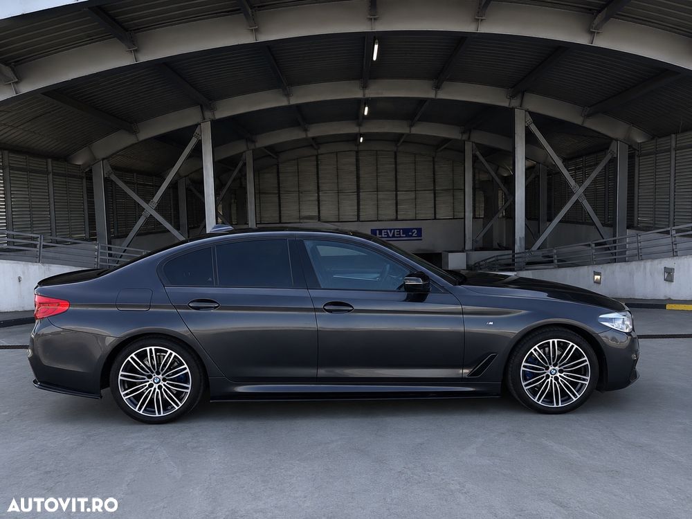 BMW Seria 5 520i Aut. M Sport Edition - 3