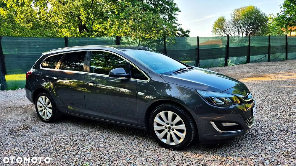 Opel Astra 1.4 Turbo Exklusiv - 8