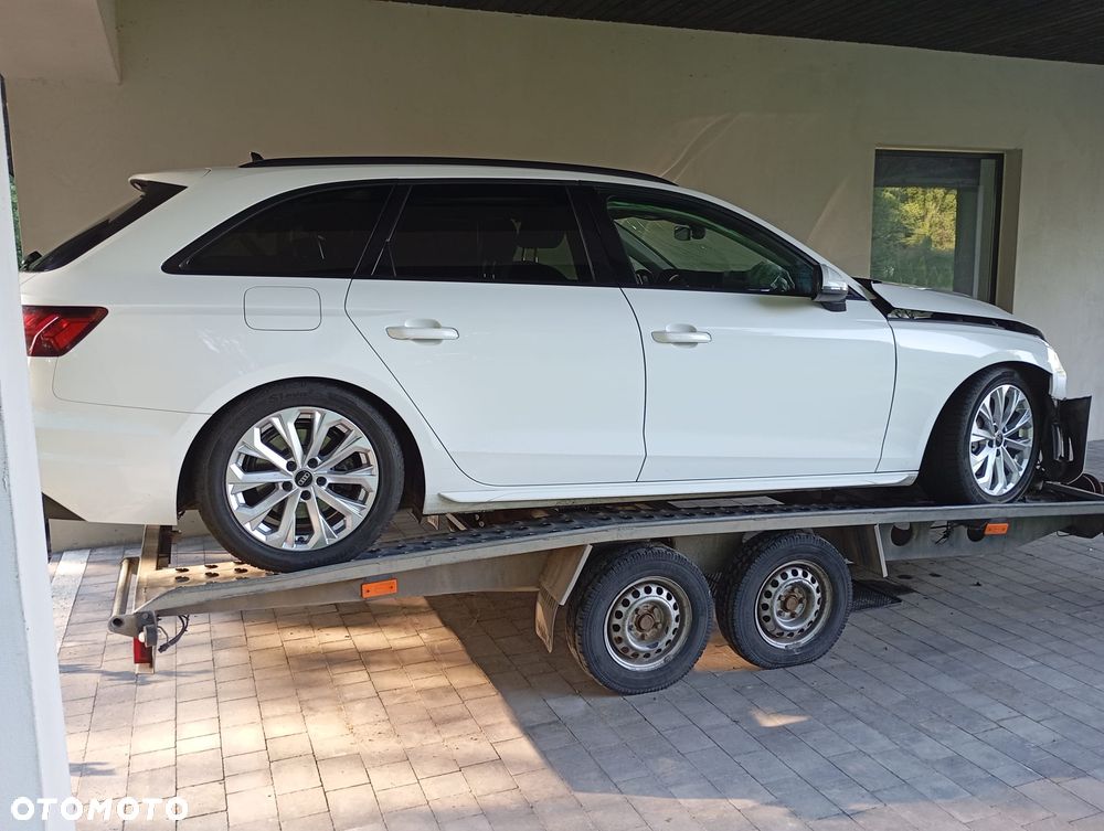 Audi A4 Avant 40 TDI S tronic - 3