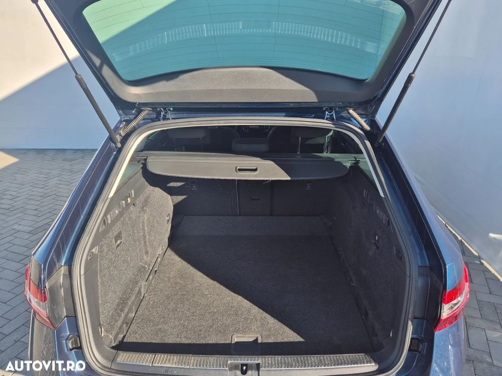 Skoda Superb 1.6 TDI DSG Style - 9