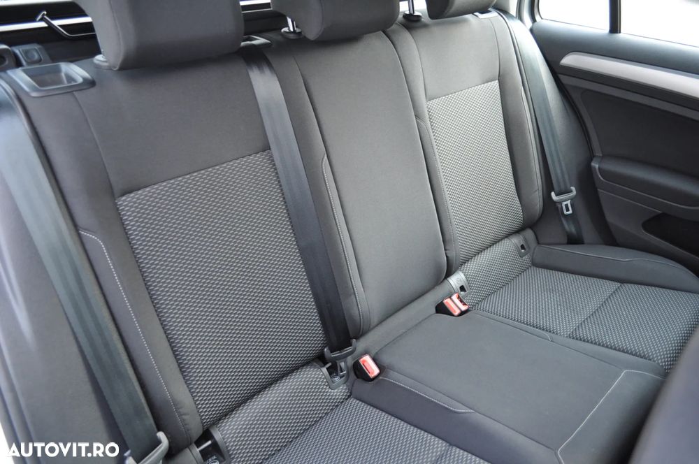 Volkswagen Golf 1.6 TDI SCR Trendline - 20