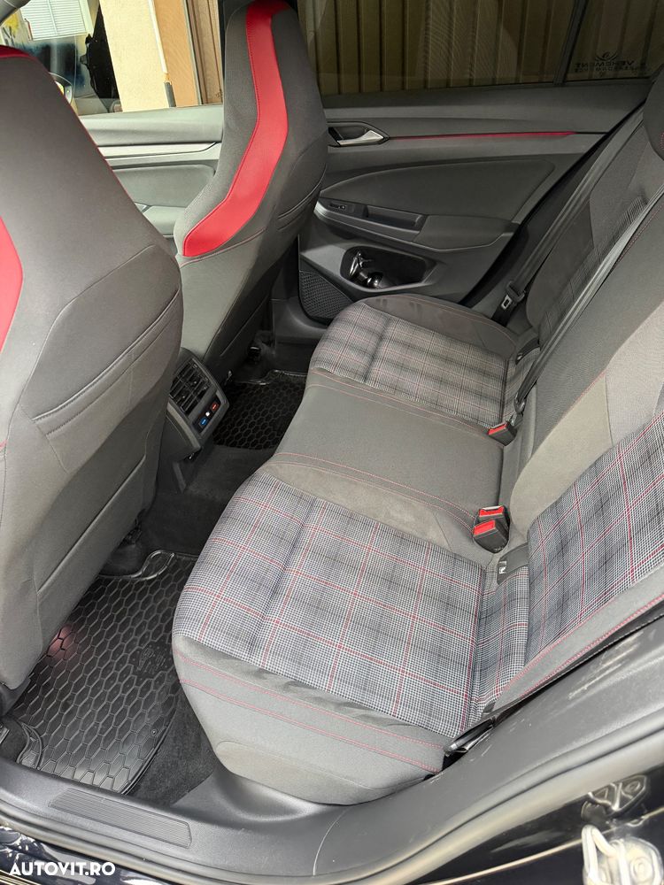 Volkswagen Golf 2.0 TSI DSG GTI Performance - 3
