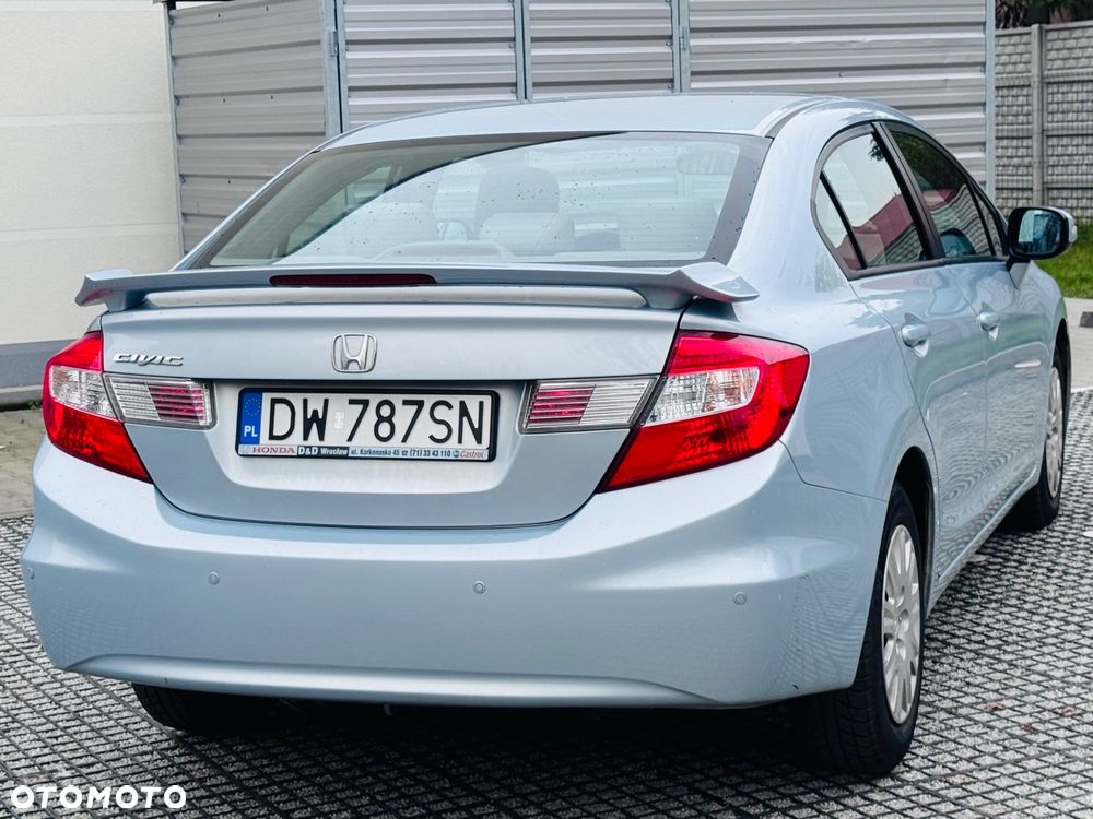 Honda Civic 1.8 Comfort - 11