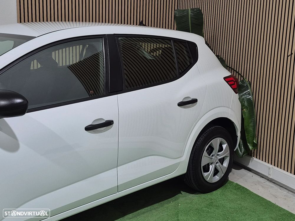 Dacia Sandero 1.0 ECO-G Essential Bi-Fuel - 4