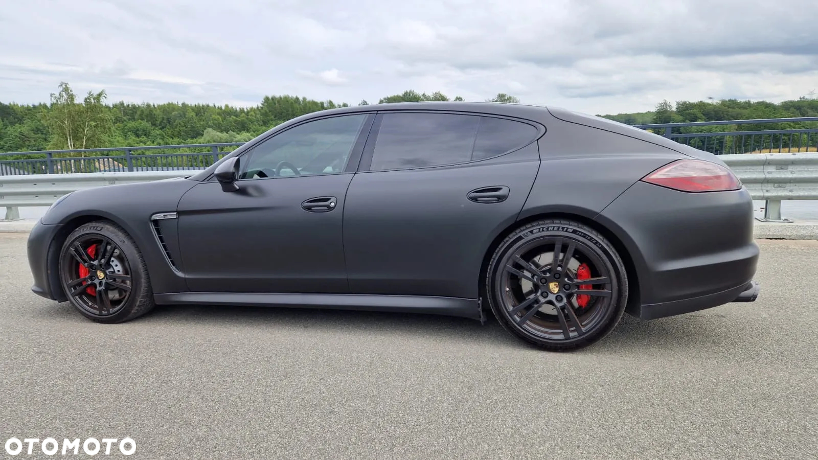 Porsche Panamera GTS - 17