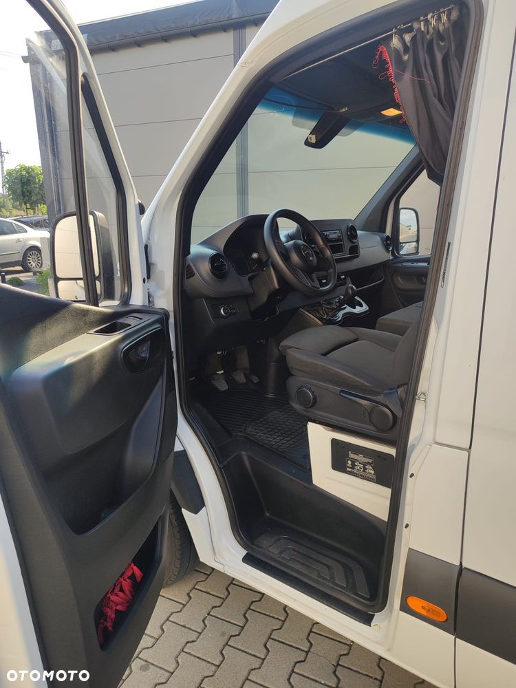 Mercedes-Benz SPRINTER - 8