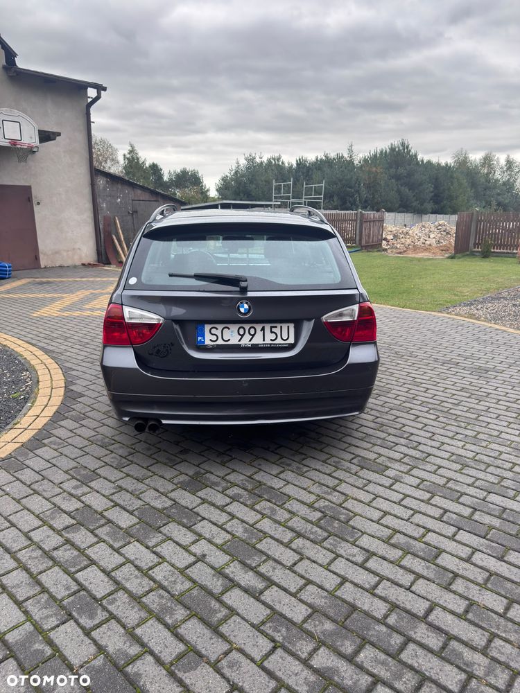 BMW Seria 3 325i - 9