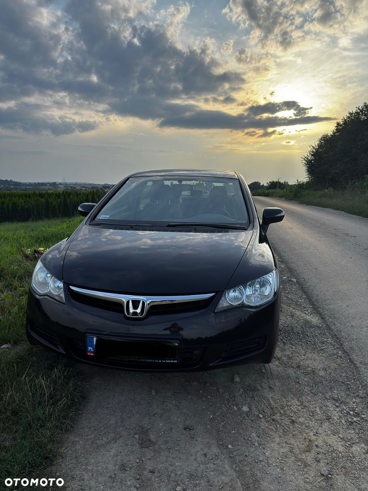Honda Civic 1.8 Executive - 1