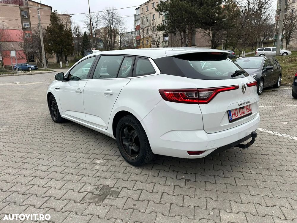 Renault Megane ENERGY TCe 100 LIFE - 4