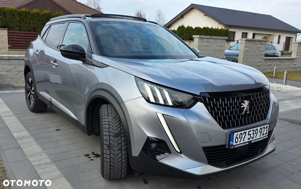 Peugeot 2008 1.5 BlueHDi GT Line S&S - 4