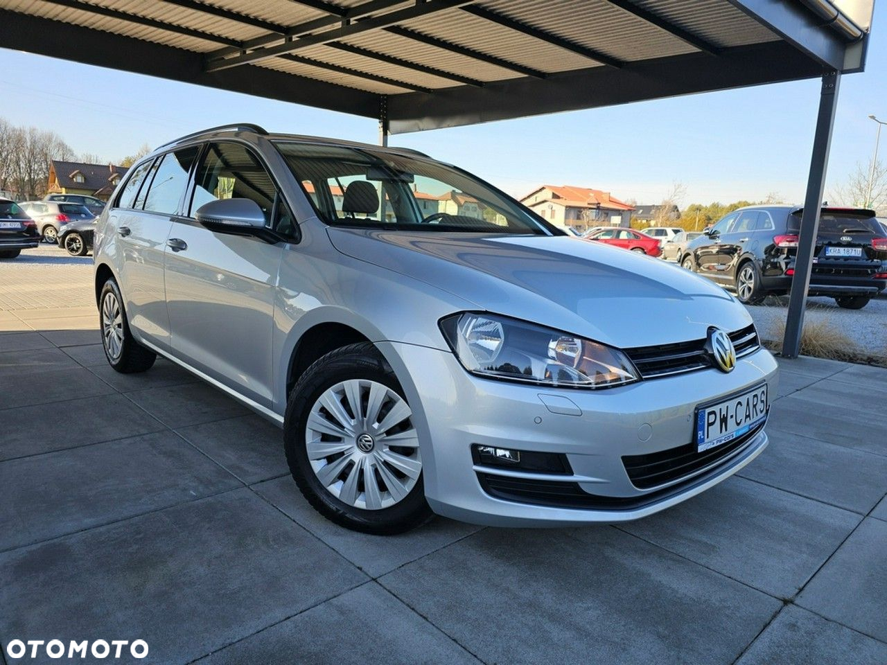 Volkswagen Golf - 2