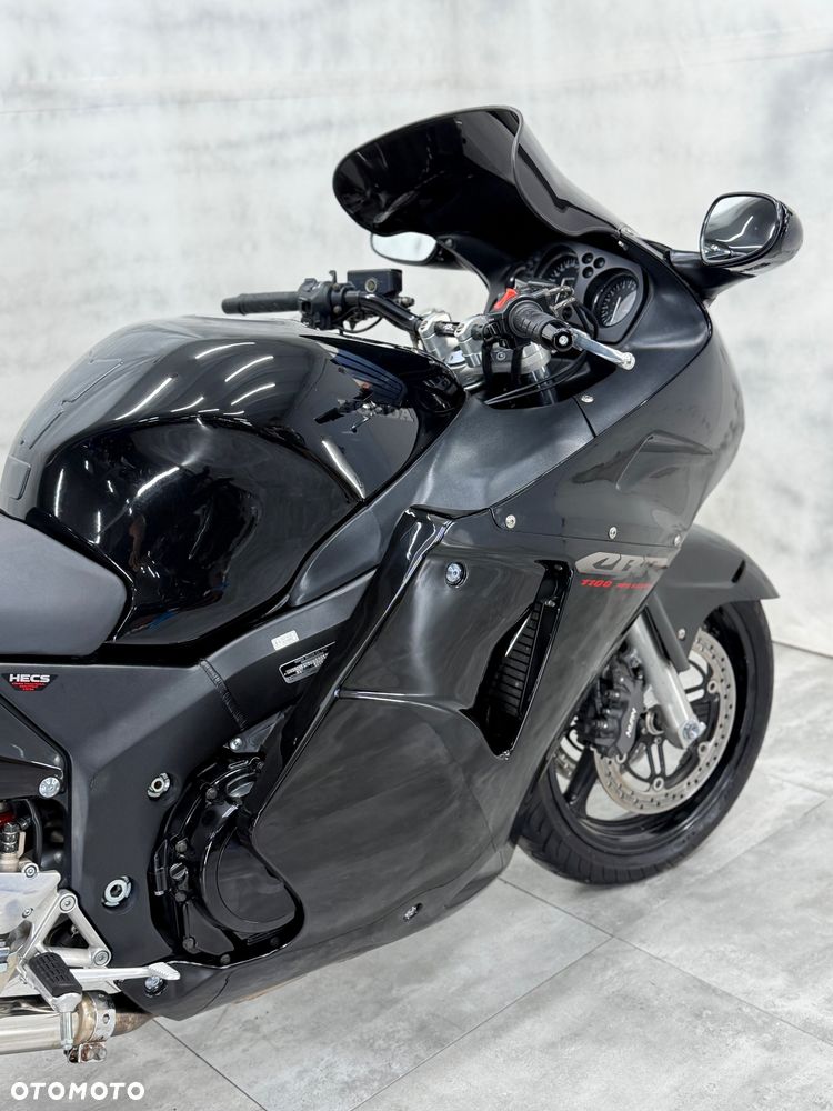Honda CBR - 9