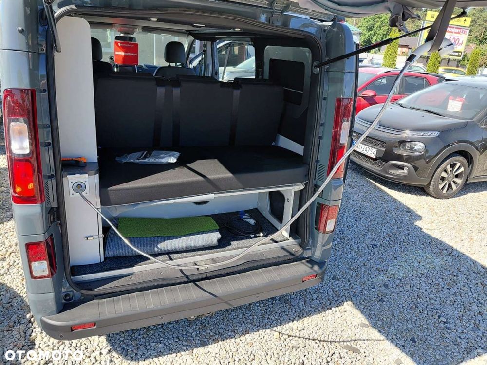 Renault TRAFIC - 10