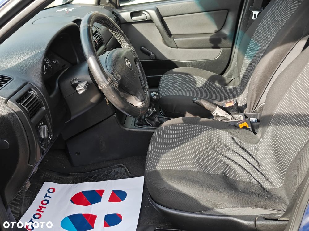 Opel Vectra 1.9 CDTI Essentia - 7