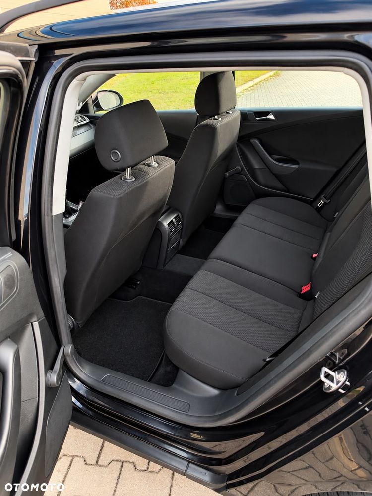 Volkswagen Passat 2.0 TDI DPF Comfortline - 30