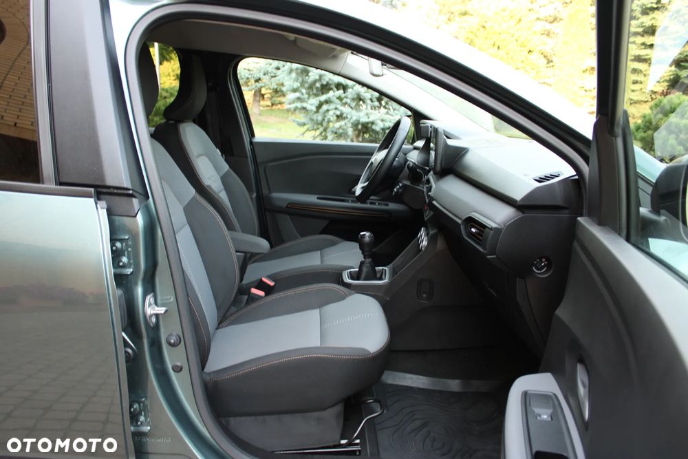 Dacia Jogger 1.0 TCe Extreme+ 7os - 26