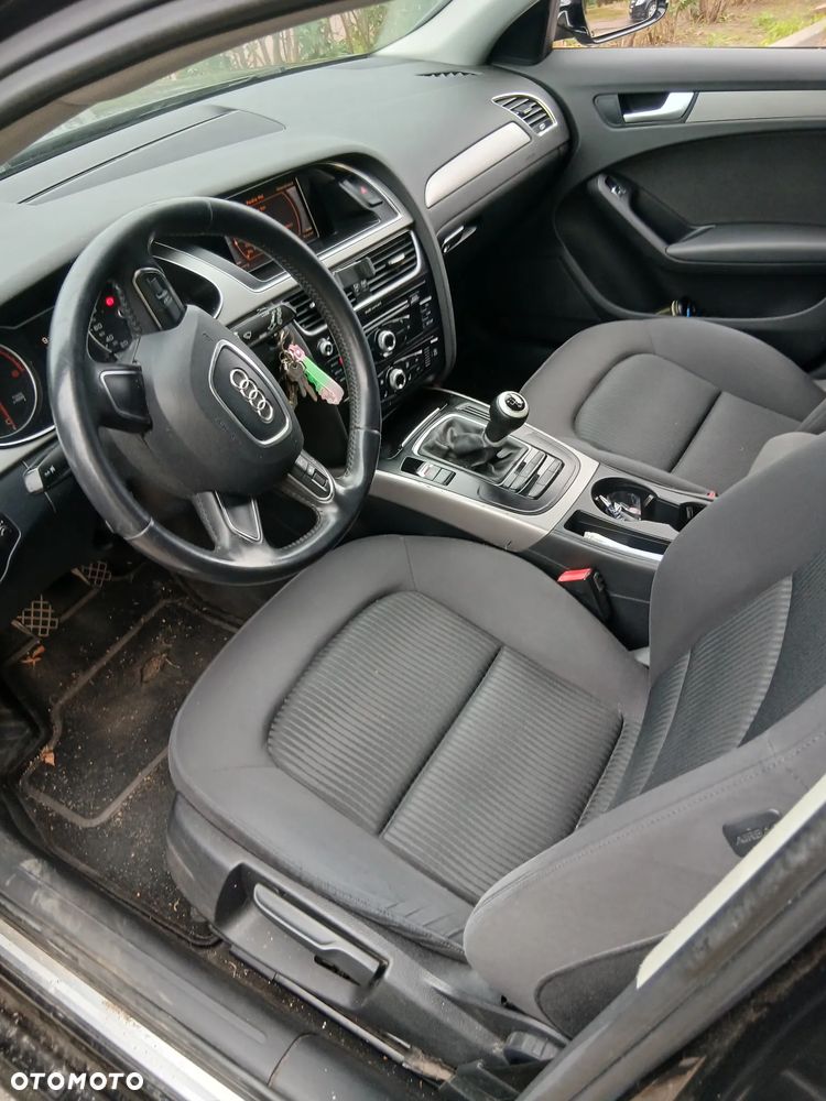 Audi A4 Avant 2.0 TDI - 7