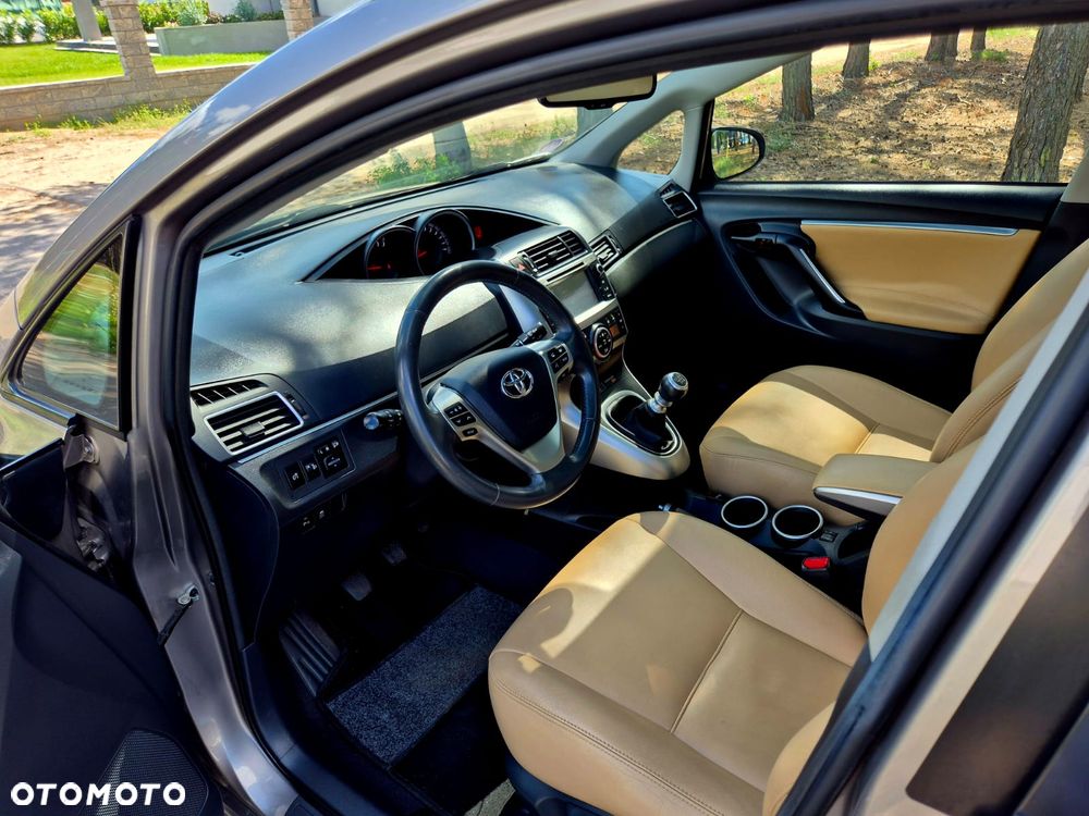 Toyota Verso 1.6 5-Sitzer Comfort - 26