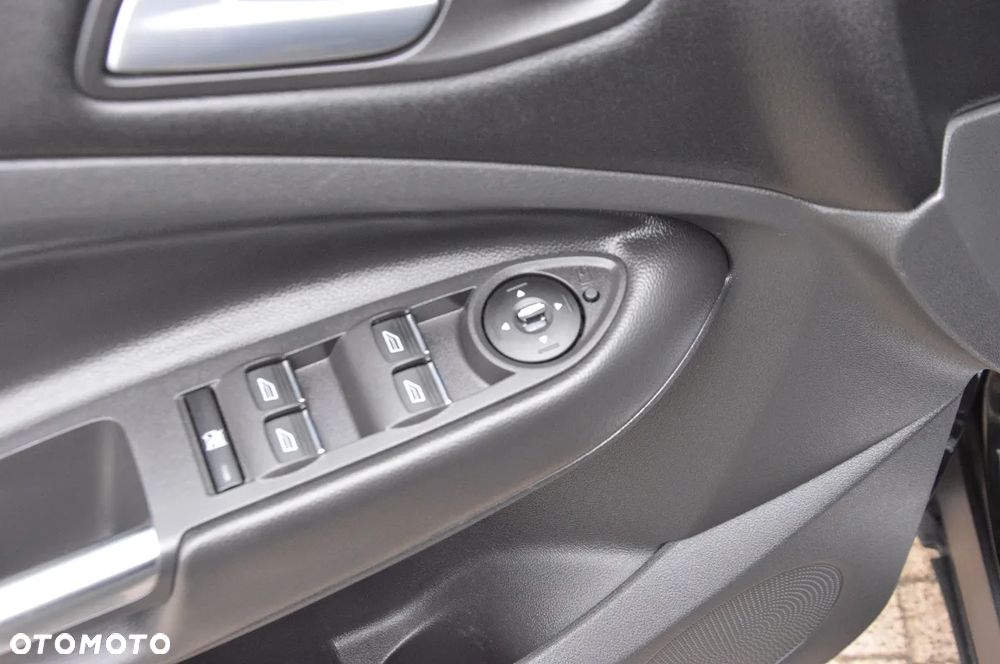 Ford Kuga 2.0 TDCi 4WD Titanium - 20