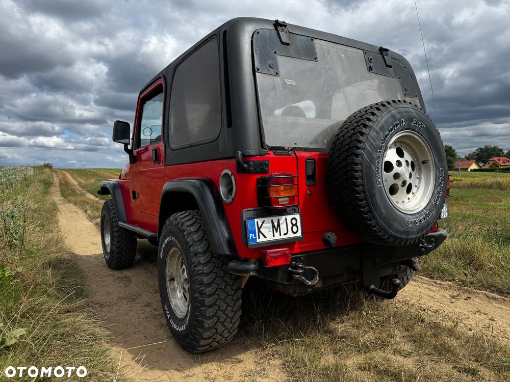 Jeep Wrangler 4.0 Sahara - 3