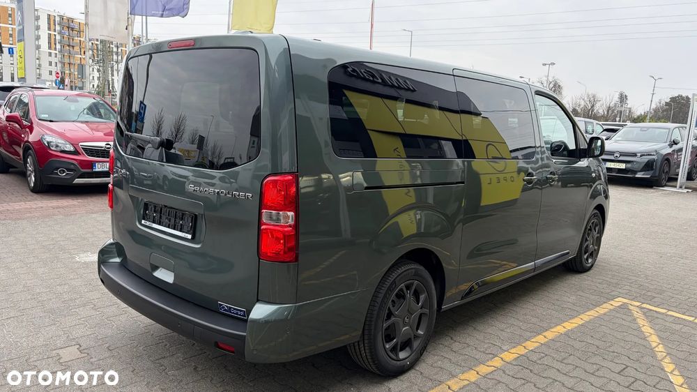 Toyota Proace Verso 2.2 D4-D Long Family - 3