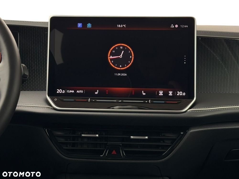 Volkswagen Passat - 33