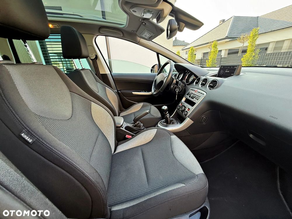 Peugeot 308 HDi FAP 150 Business Line Niveau 2 - 4