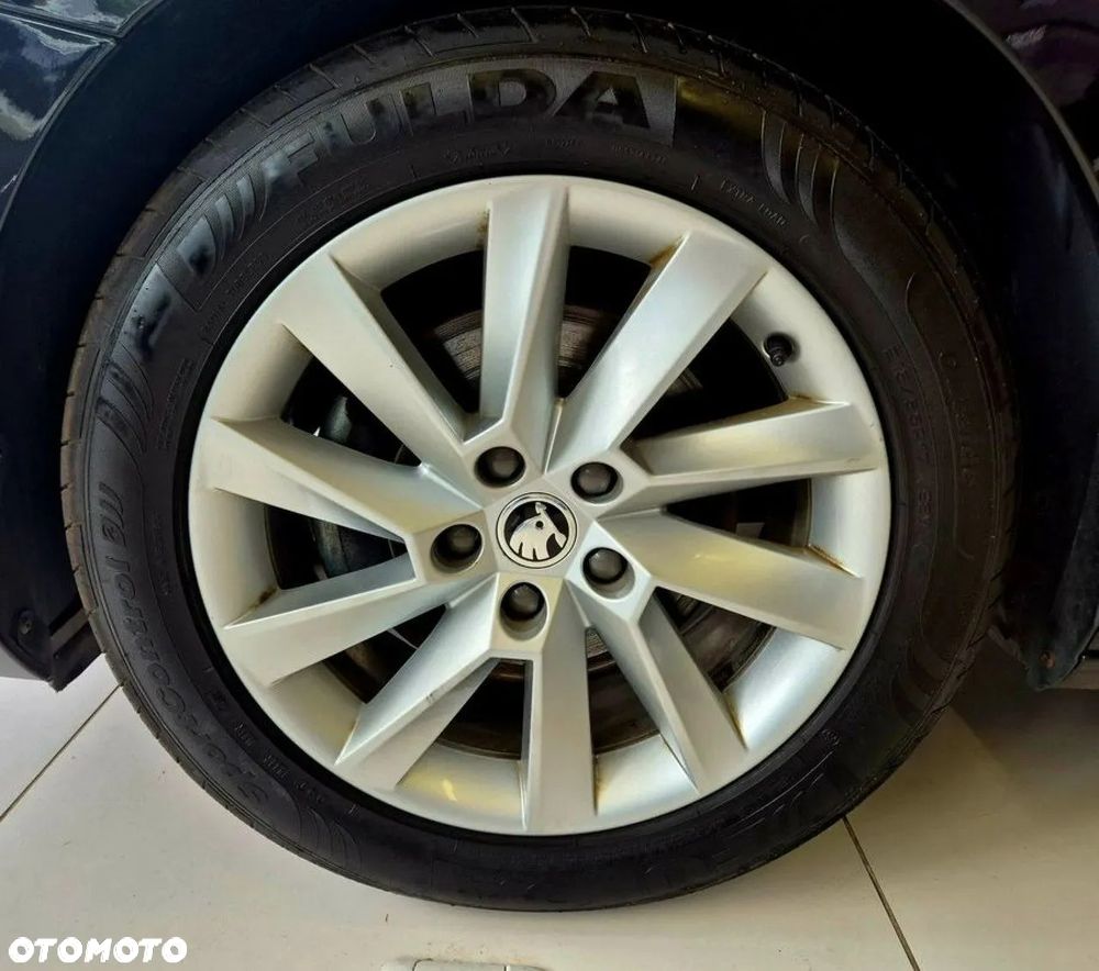 Skoda Superb 1.5 TSI Ambition - 14