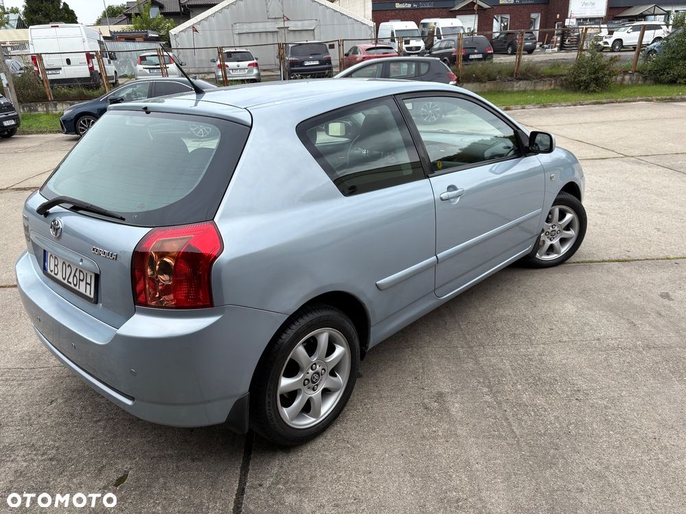 Toyota Corolla 1.6 VVT-i Sol (air6) - 12