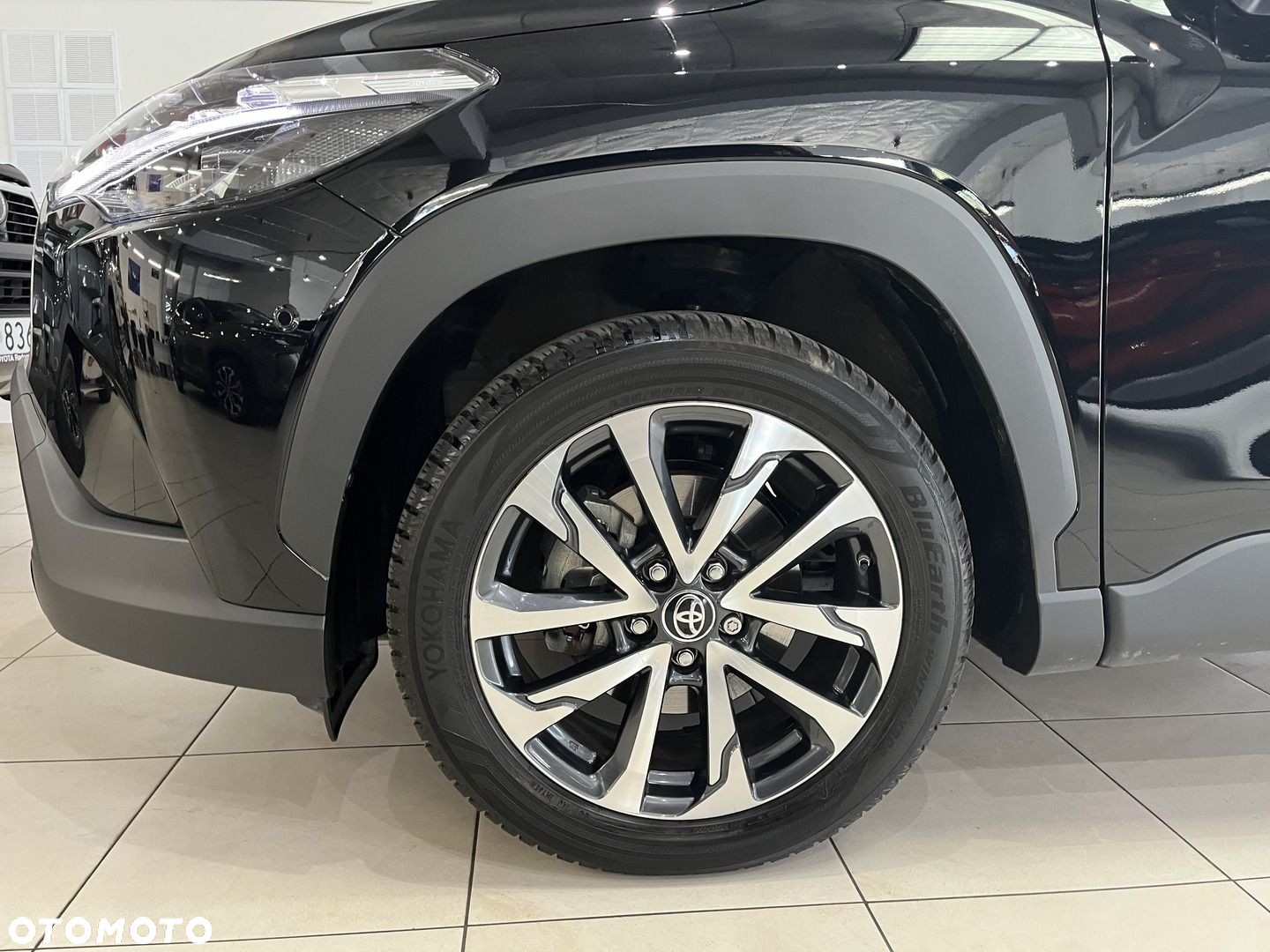 Toyota Corolla Cross - 10