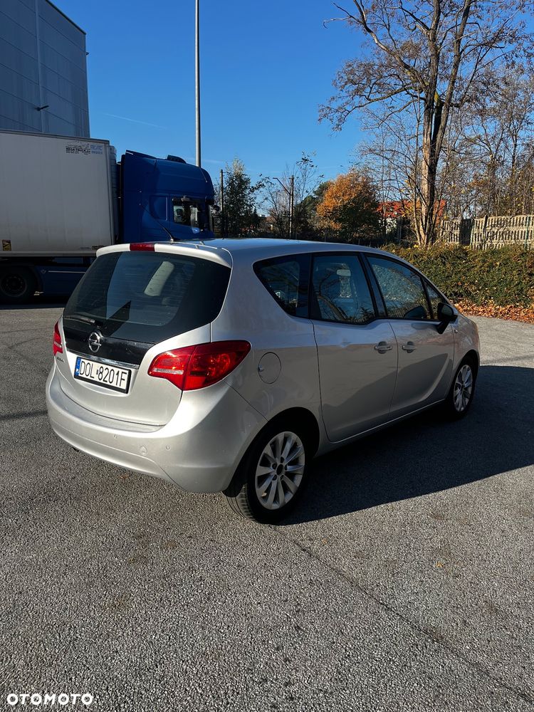 Opel Meriva 1.4 T Cosmo S&S - 8