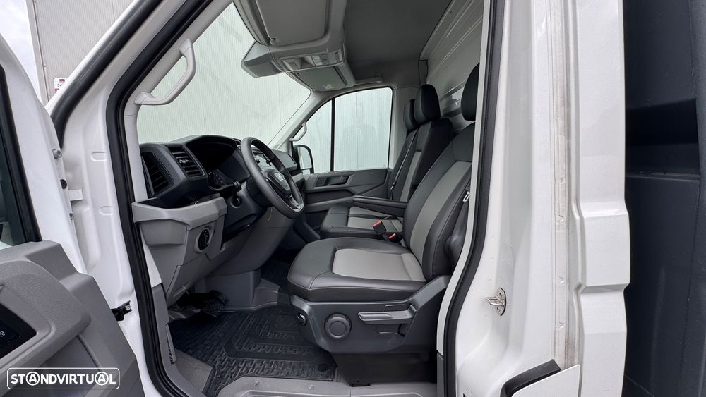 VW Crafter MAN 5.160 CX Automática RWD - 14
