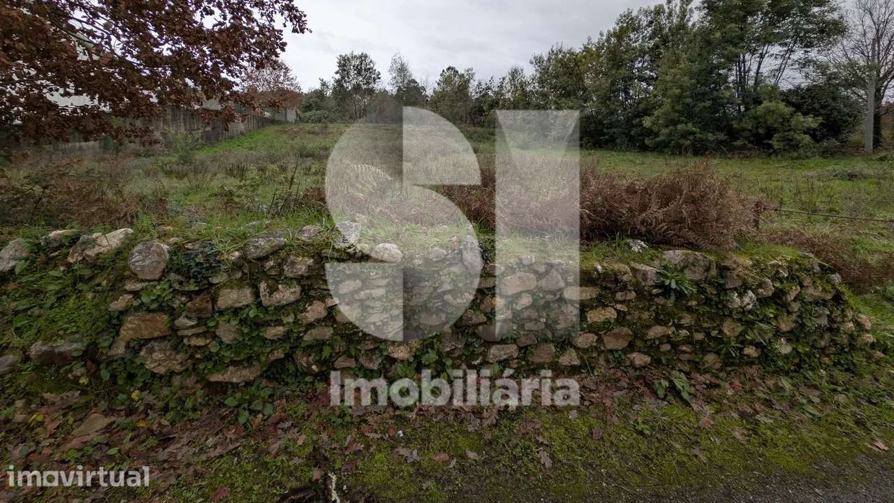 Dois Lotes de Terreno Urbanos - Ideal Para Construção - Grande imagem: 2/16