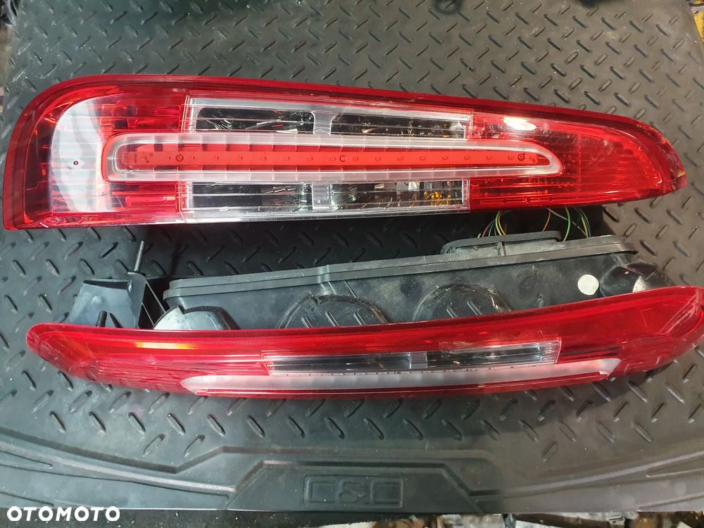 LAMPA PRAWA LEWA  TYŁ TYLNA FORD CMAX C-MAX MK1 LIFT FL LED KOMPLET EUROPA + WTYCZKI INSTALACJA - 1