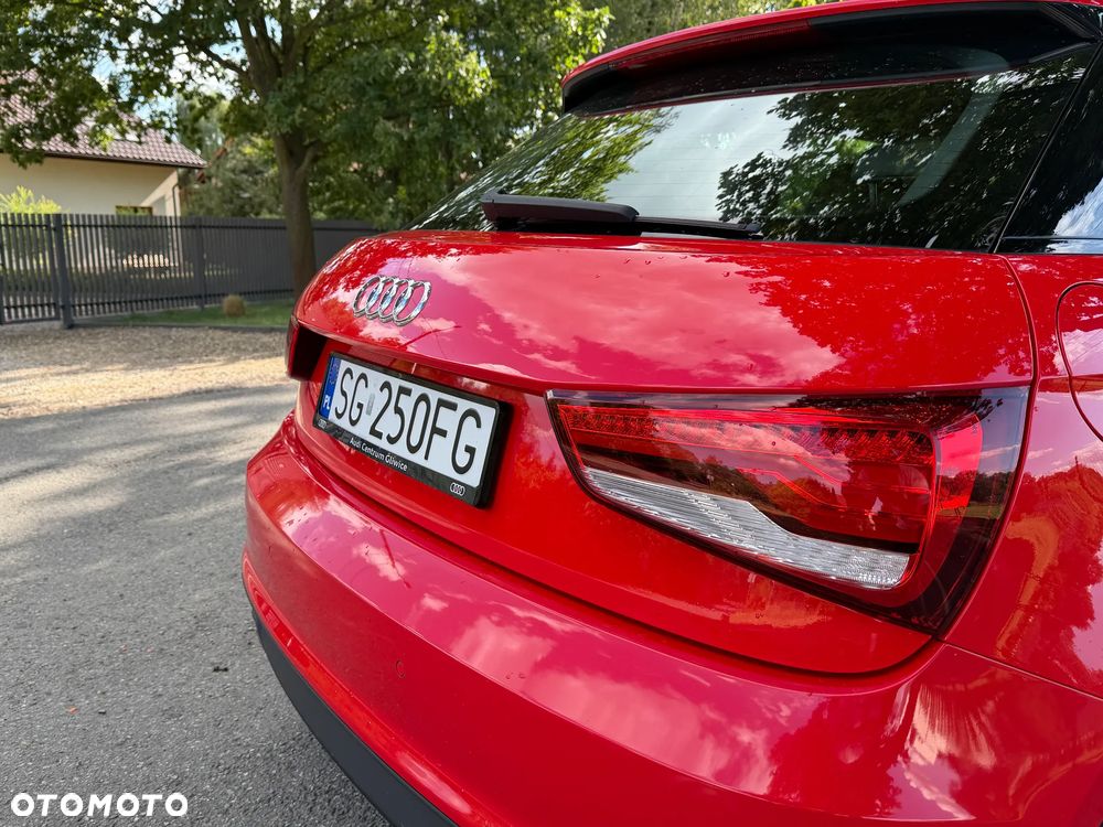 Audi A1 3-drzwiowe 1.6 TDI S line Sportpaket - 10