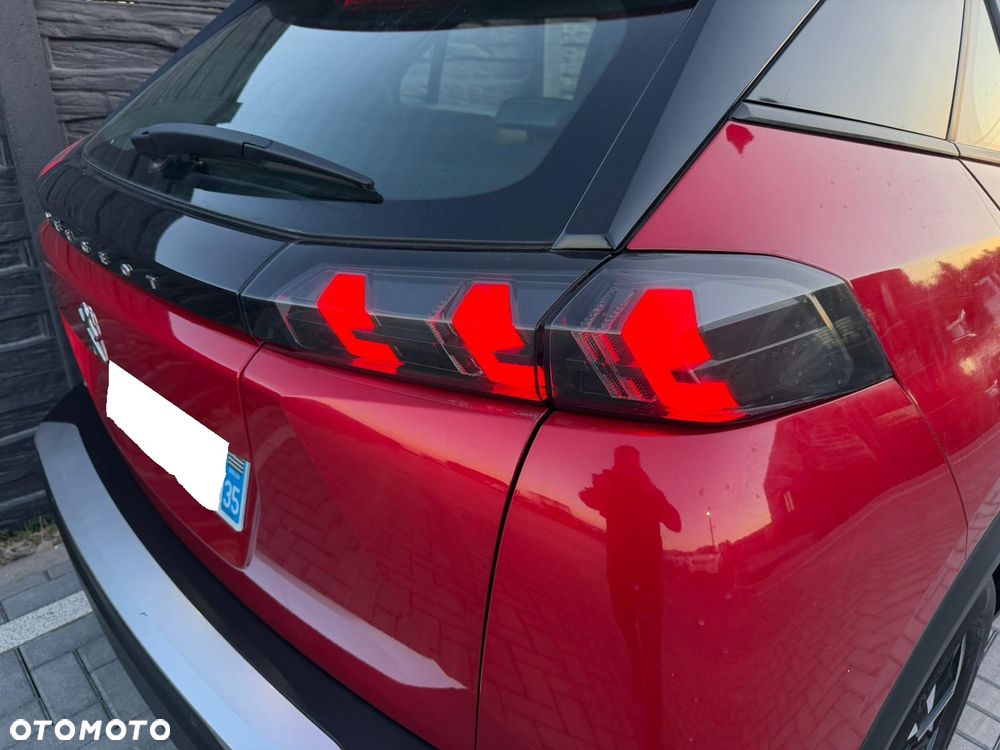 Peugeot 2008 BlueHDi 130 EAT8 Allure Pack - 21