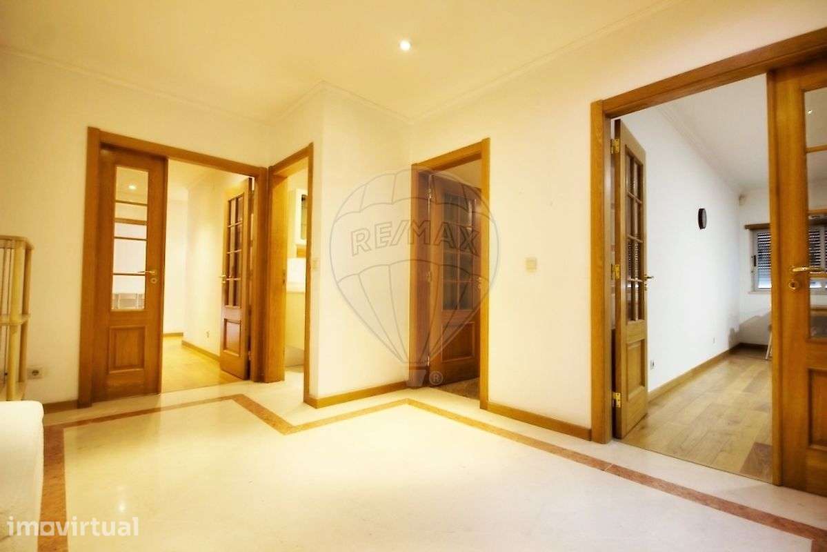 Apartamento T4 para venda - Grande imagem: 2/34