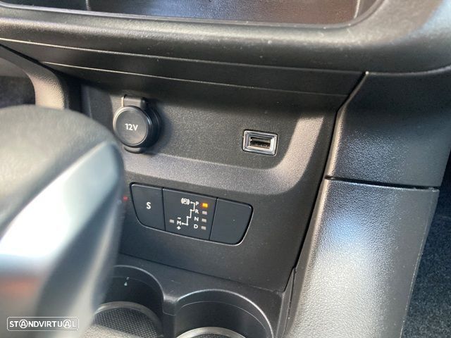 Citroën C3 1.2 PureTech Shine Pack EAT6 - 24