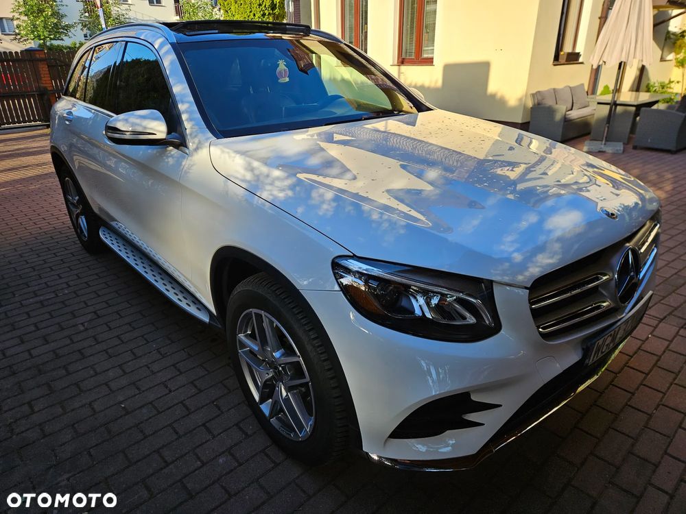 Mercedes-Benz GLC 300 4Matic 9G-TRONIC AMG Line - 4