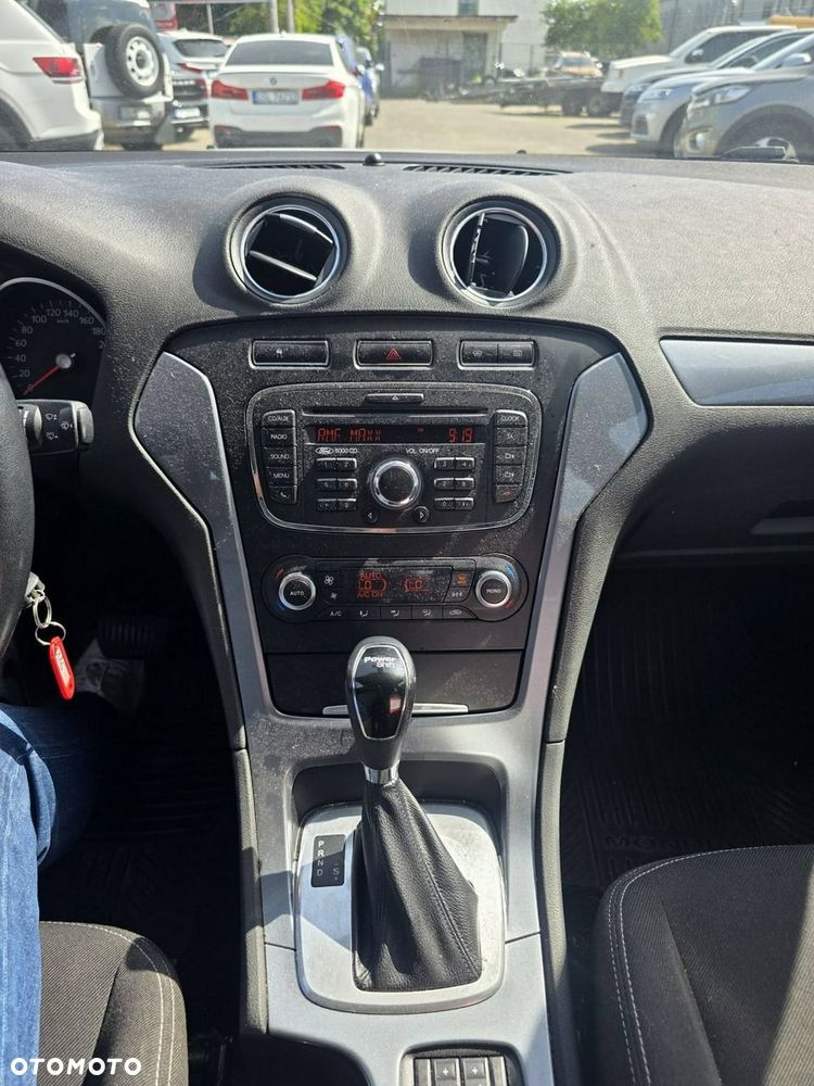 Ford Mondeo 2.0 TDCi Ambiente - 16