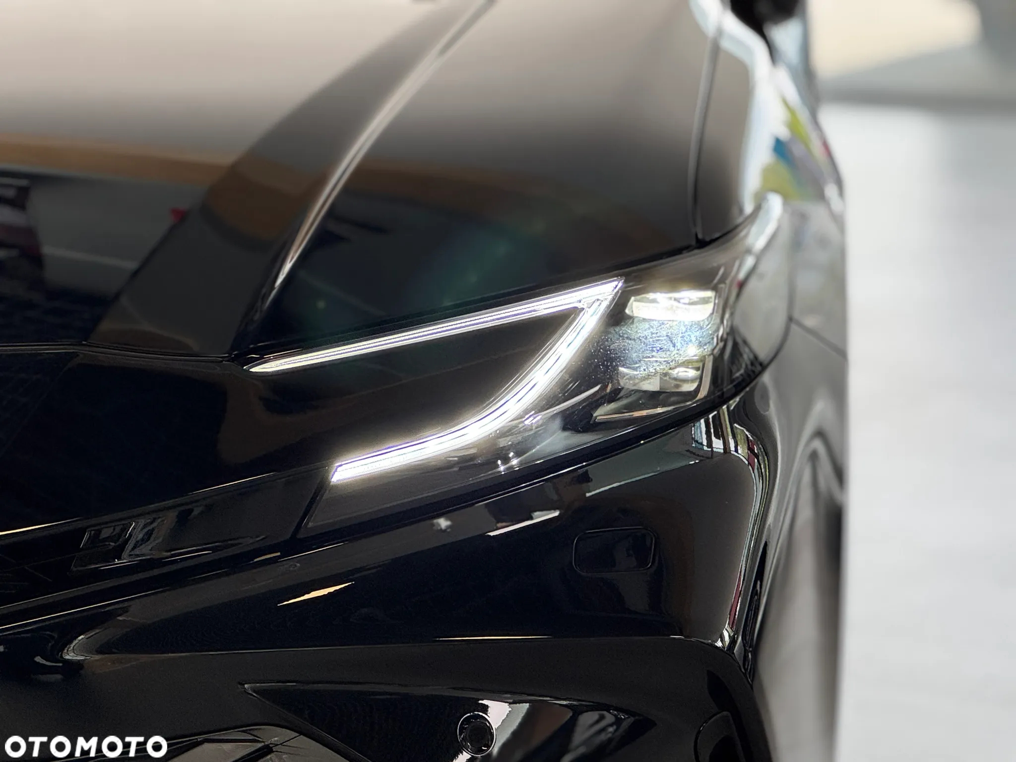 Toyota Camry 2.5 Hybrid Dynamic Force Executive e-CVT - 13