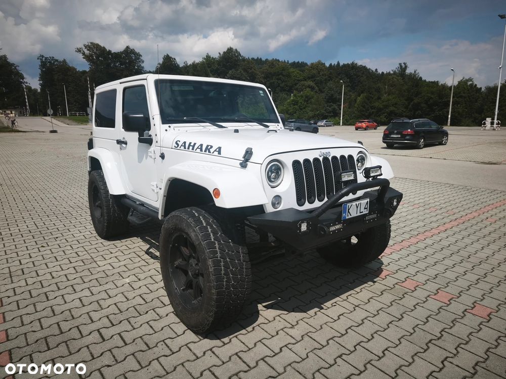 Jeep Wrangler - 2