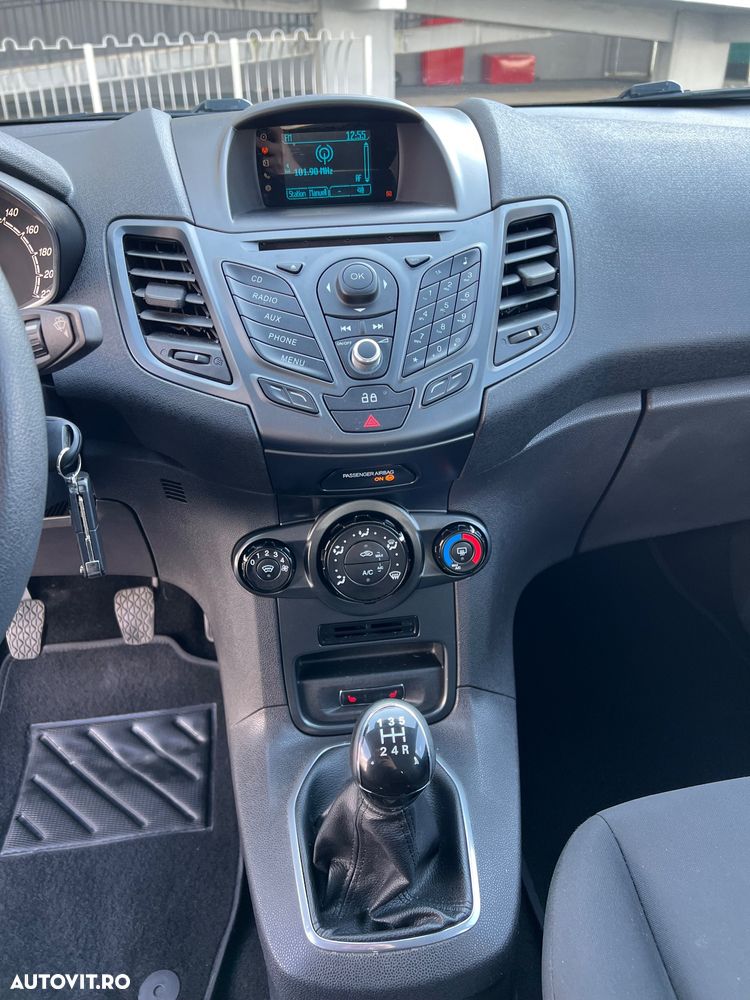 Ford Fiesta 1.6 TDCI SYNC Edition - 13