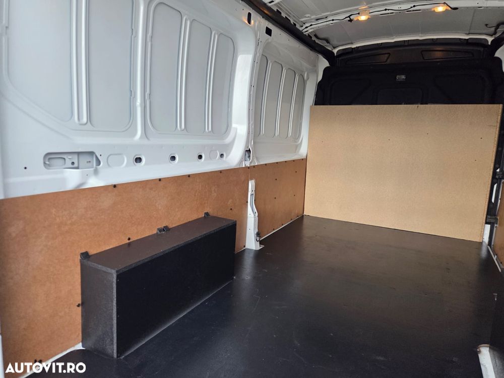 Ford New Transit L3H2 - 12