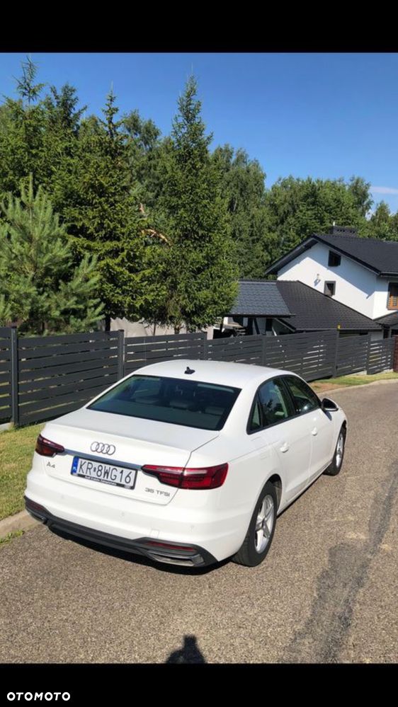 Audi A4 Limousine - 4