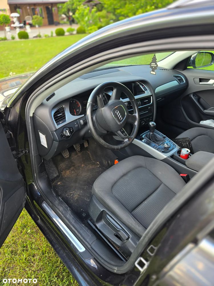 Audi A4 Avant - 8