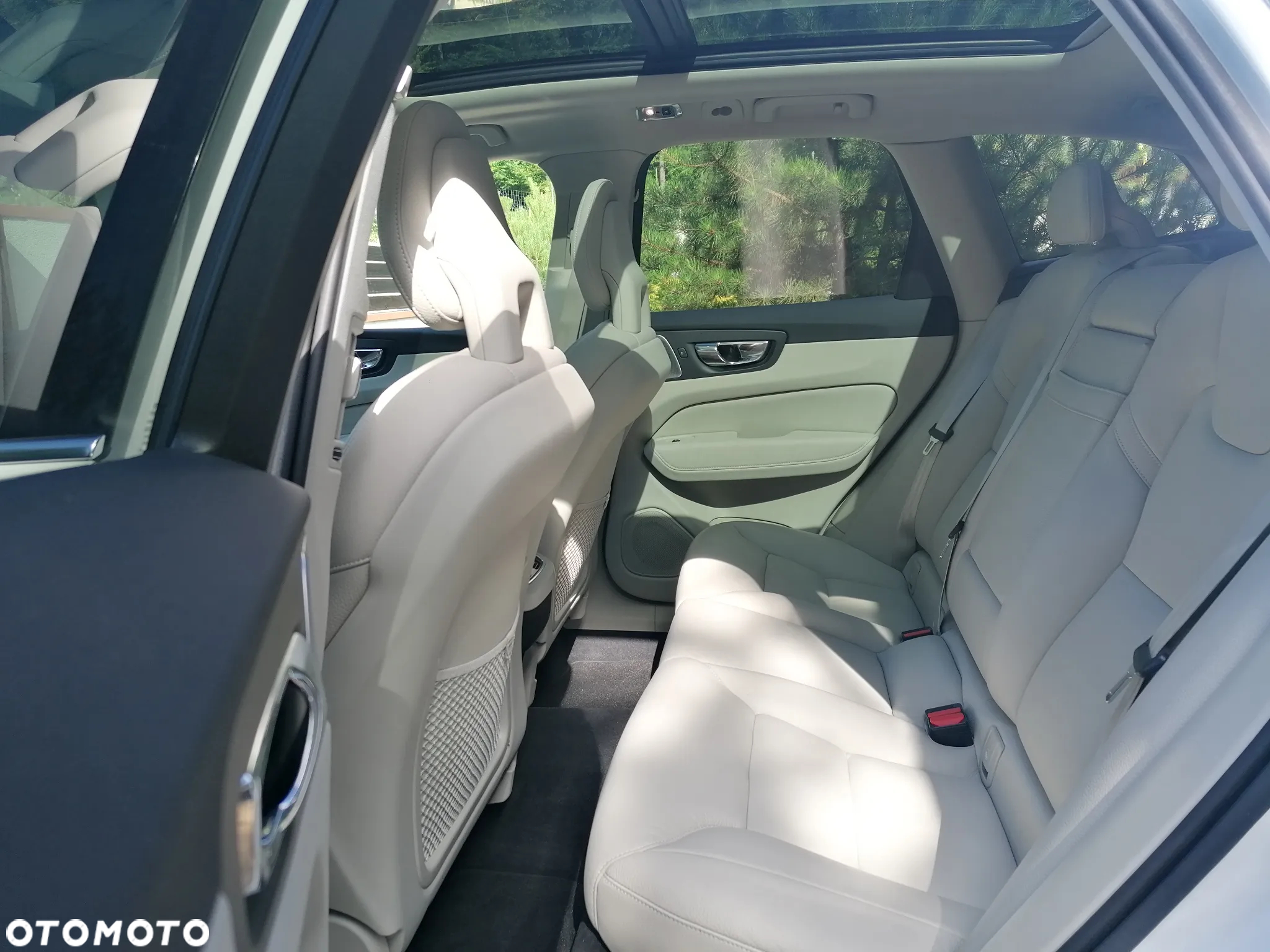 Volvo XC 60 T6 AWD Inscription - 11