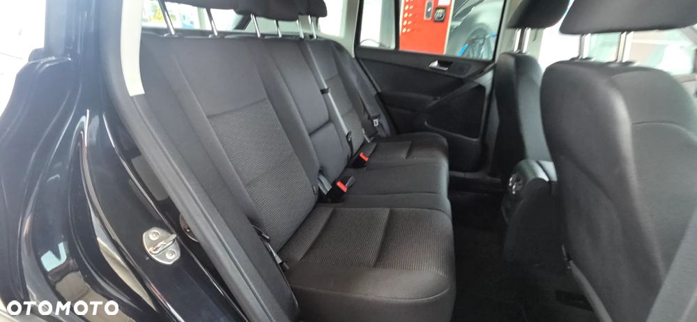 Volkswagen Tiguan - 30