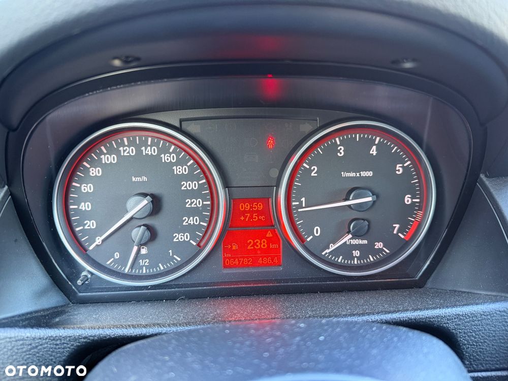 BMW X1 sDrive18i xLine - 10