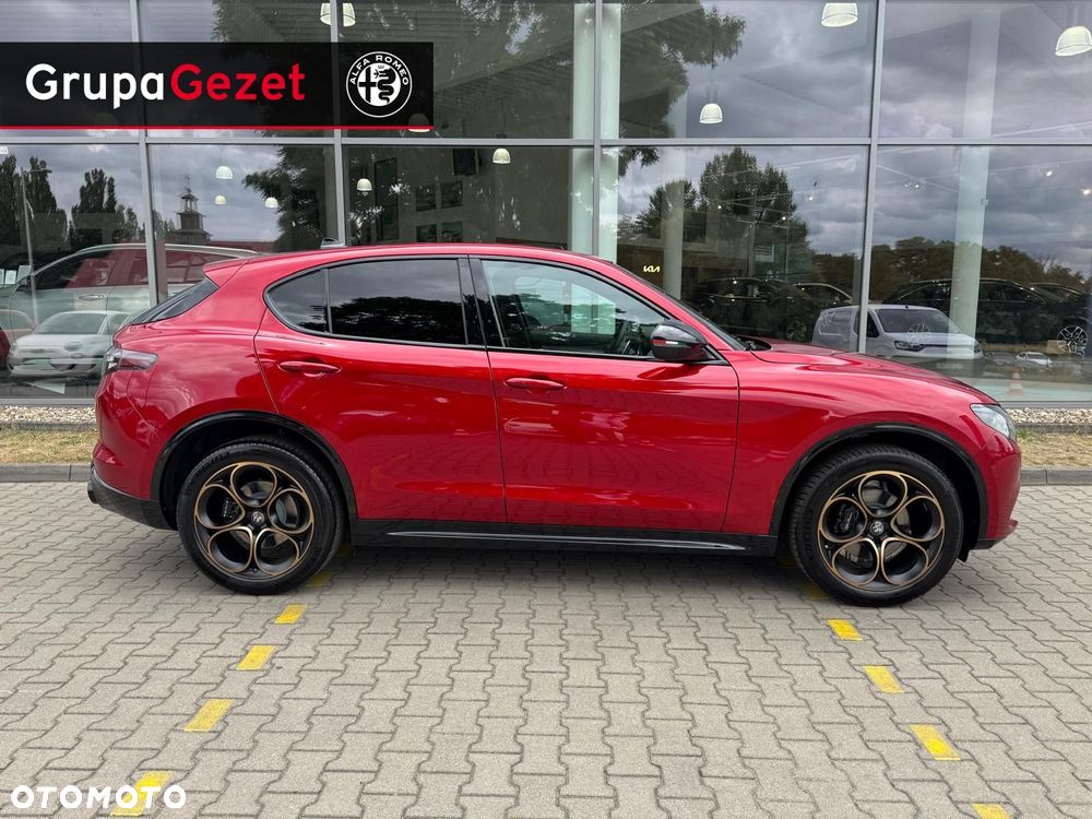 Alfa Romeo Stelvio - 6